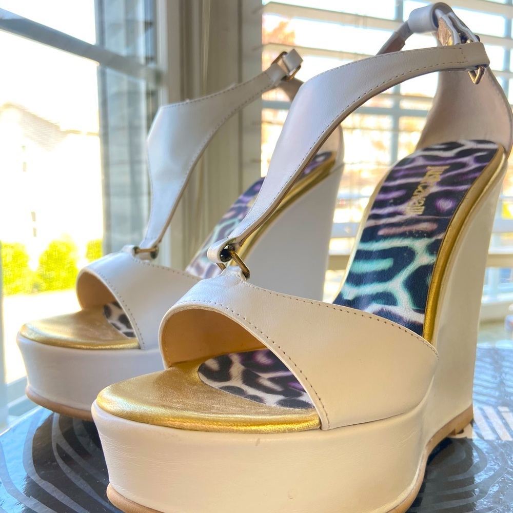 Roberto Cavalli wedges, size 6, perfect condition!